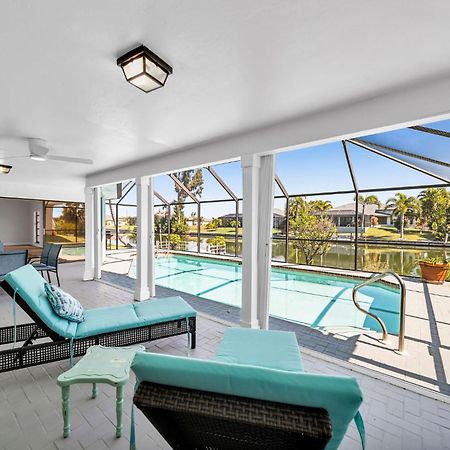 Luxury Waterfront Haven In Cape Coral - Dog-Friendly Escape With Private Pool Villa Eksteriør bilde