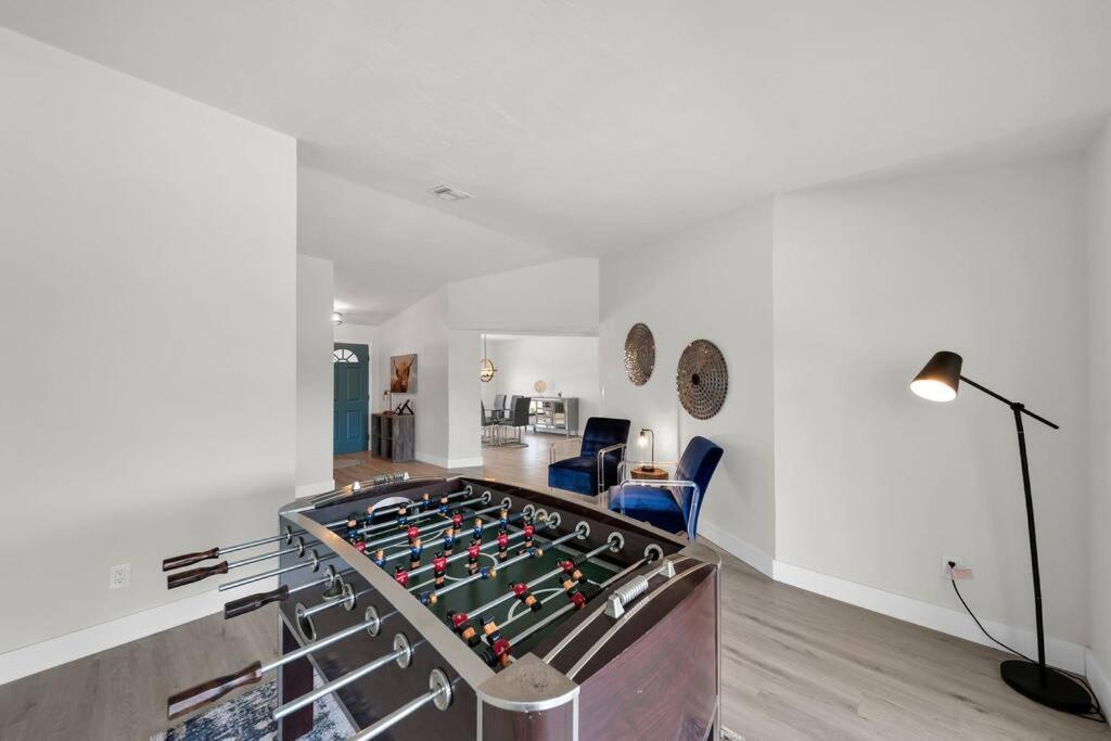Luxury Waterfront Haven In Cape Coral - Dog-Friendly Escape With Private Pool Villa Eksteriør bilde
