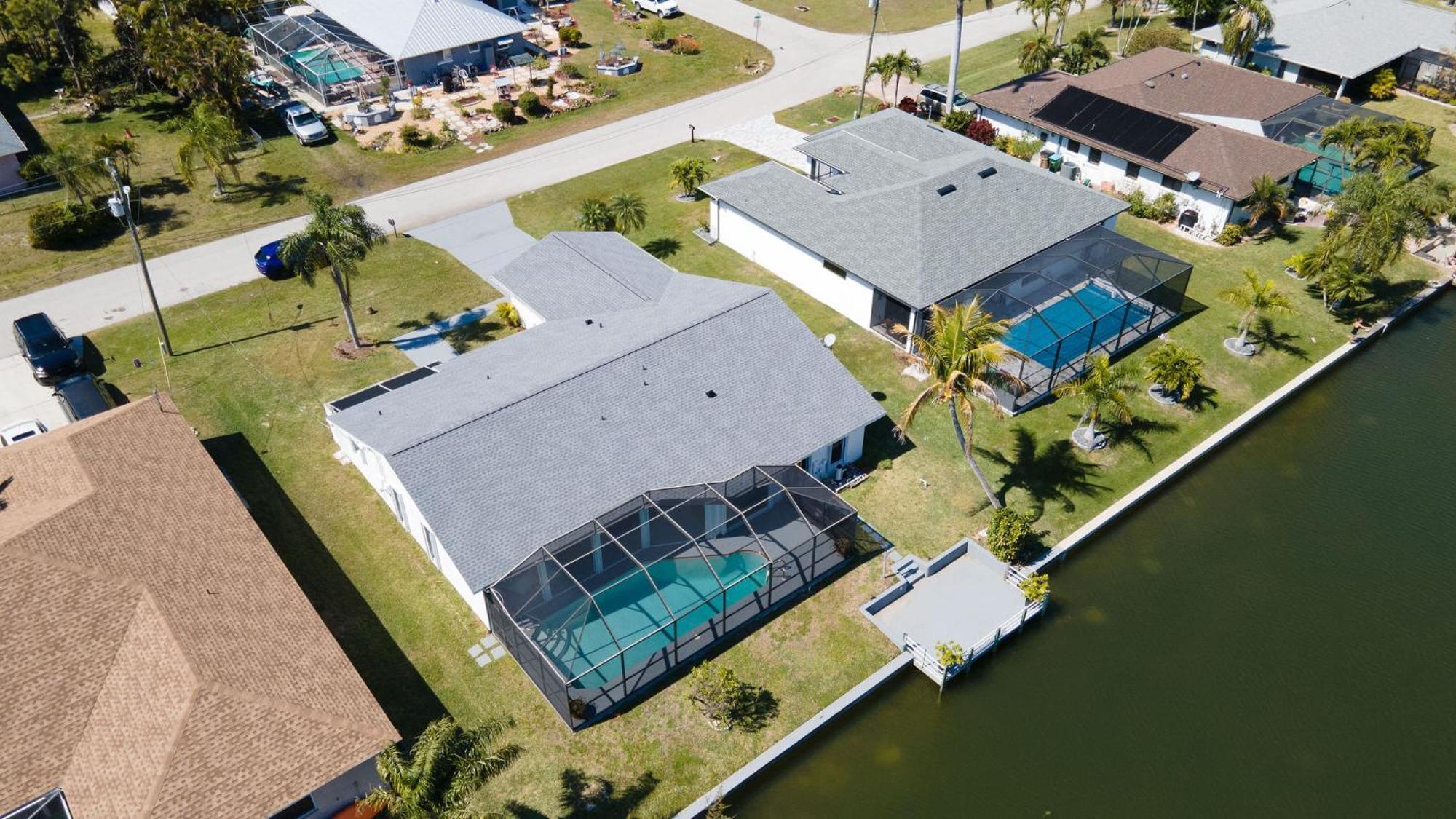 Luxury Waterfront Haven In Cape Coral - Dog-Friendly Escape With Private Pool Villa Eksteriør bilde